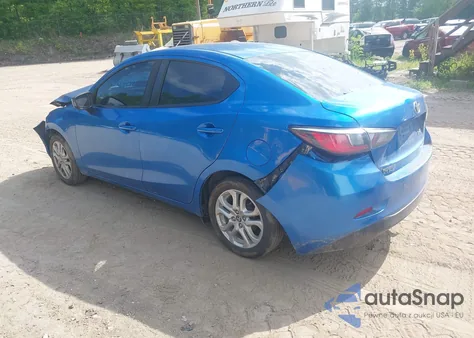 2018 Toyota Yaris Ia z USA, uszkodzony, nr VIN 3MYDLBYV6JY319769